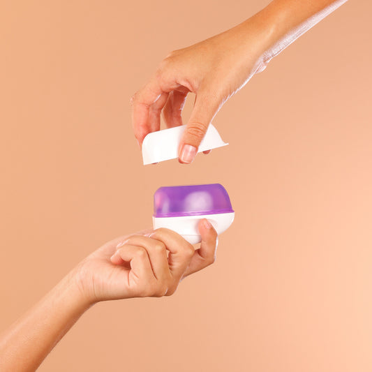 REMAY Glide shaving cream for women 2 hands opening gel shave bar